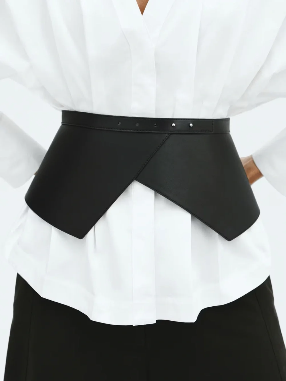 H&M reposhing this